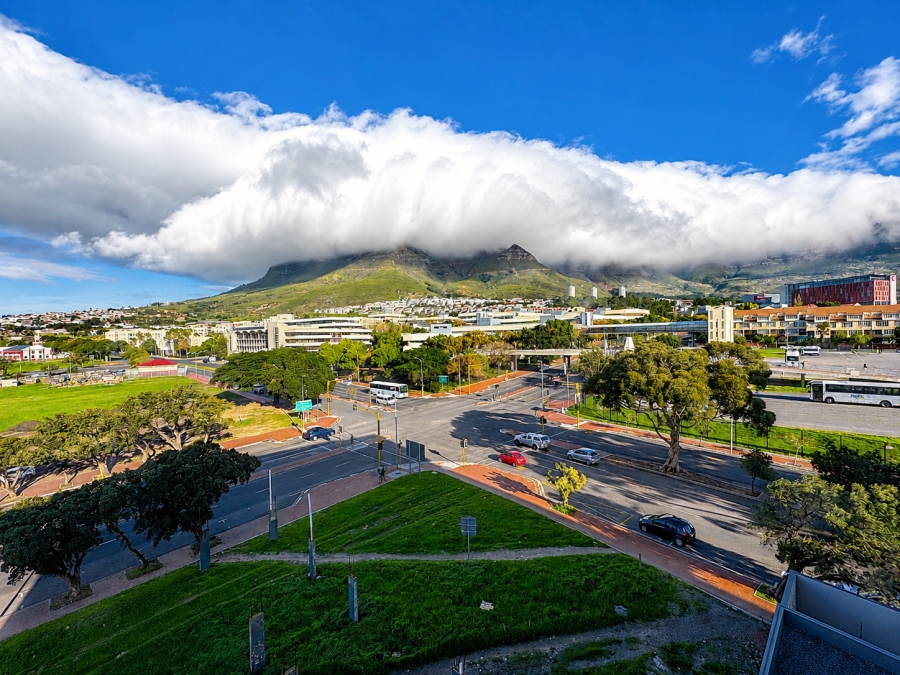 2 Bedroom Property for Sale in Zonnebloem Western Cape